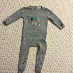 Baby footie stretchy green blue ballon’s size 9M